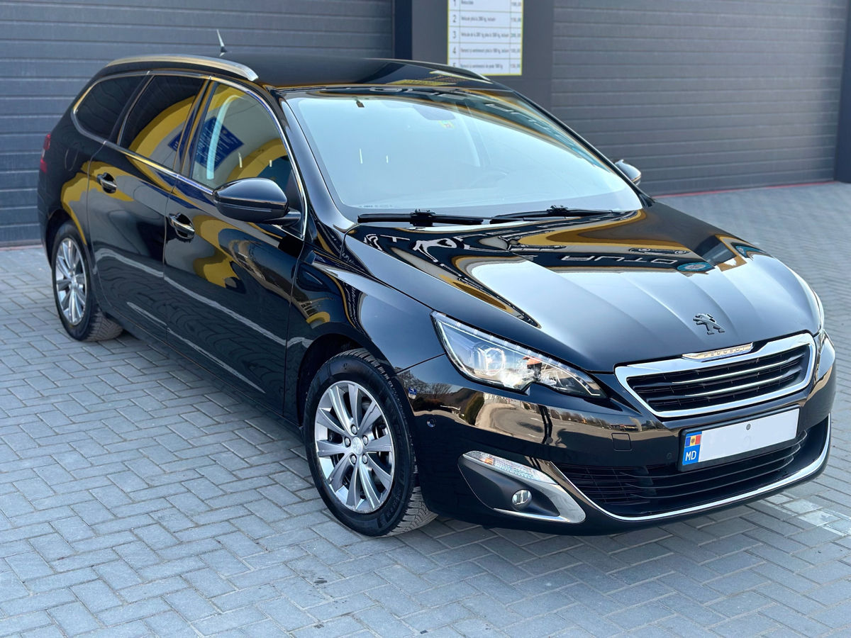 Peugeot 308 chirie auto